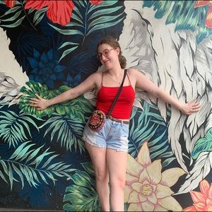 Meet your Posher, Nicole